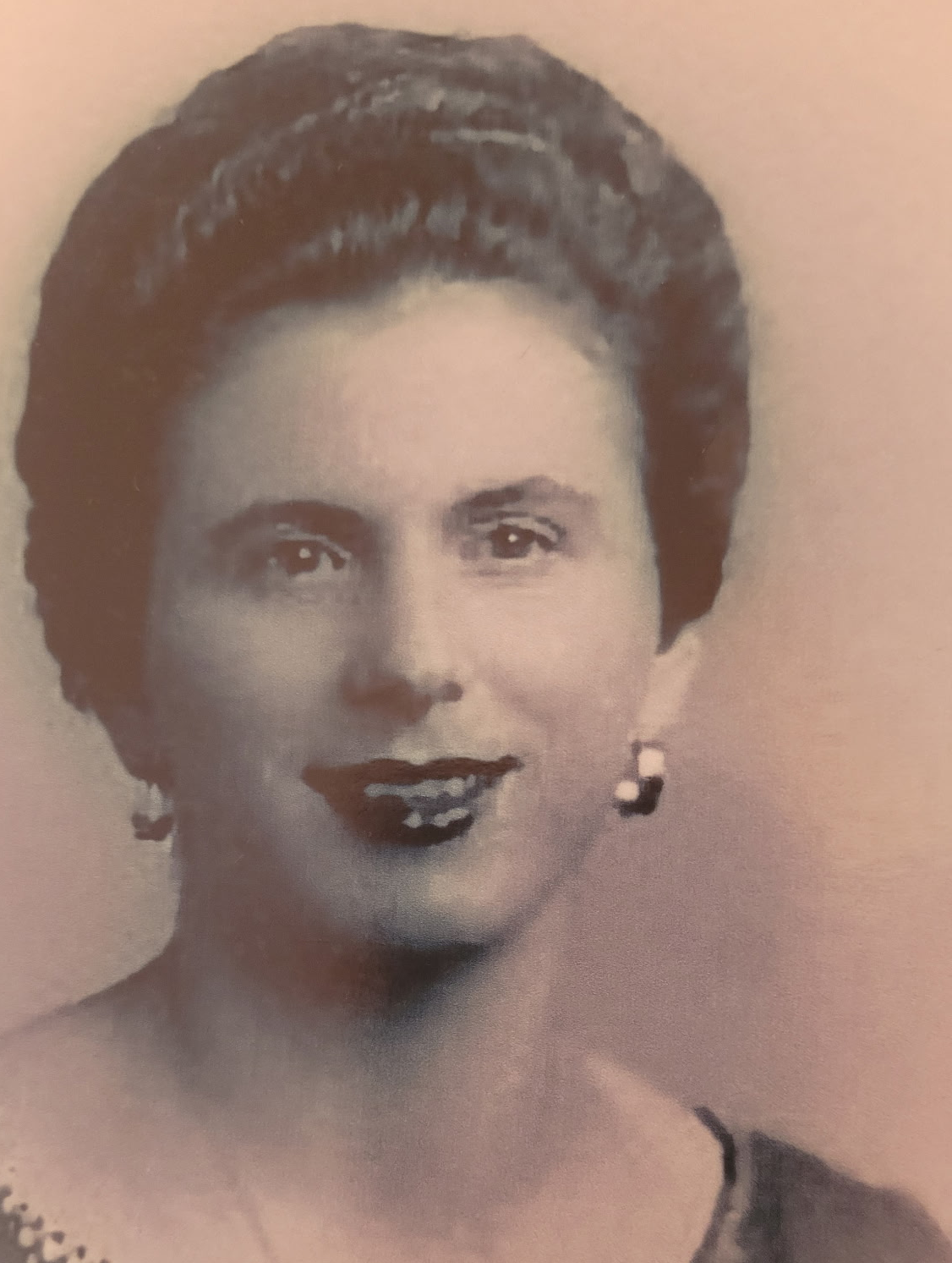 Lina  Pfund